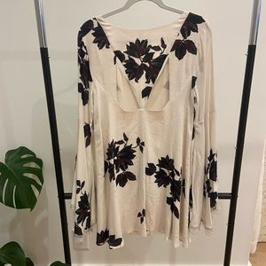 Free people - cream colored long sleeve mini dress